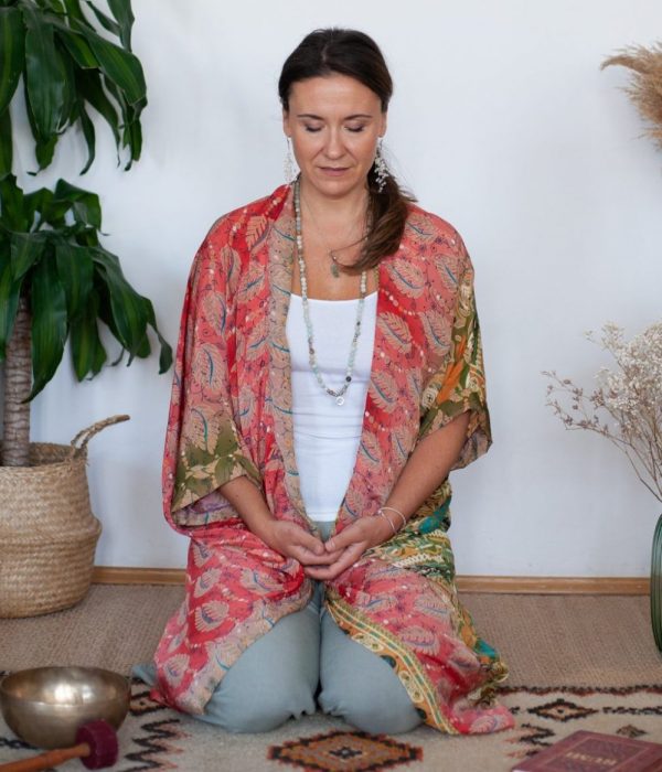 dr-kamila-hortynska-meditating-scaled